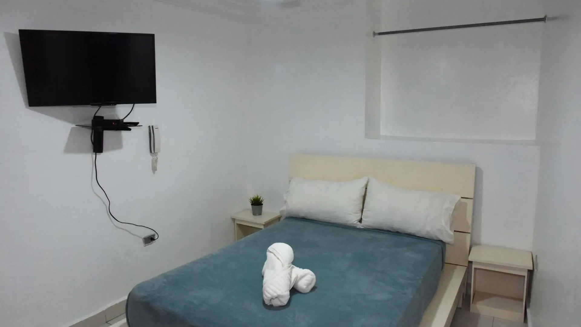 Hostel Gato Colonial Santo Domingo Guest house
